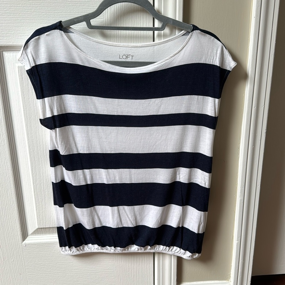 LOFT Women's Navy and White Striped Top